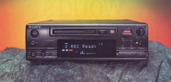 Sony MDS-101 MiniDisc recorder photo