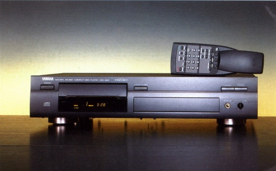Yamaha CDX-890 CD-player photo